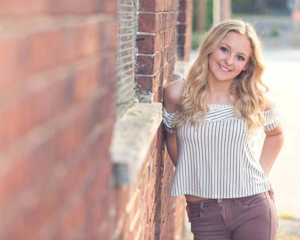 senior pictures makeup